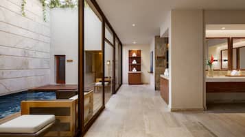 Couples treatment room(s), sauna, steam room, body treatments