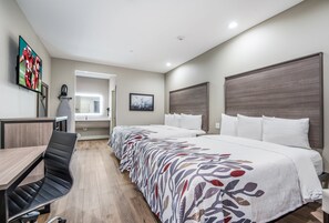 디럭스룸, 금연 (One King Bed/One Queen Bed) | 책상, 노트북 작업 공간, 암막 커튼, 다리미/다리미판