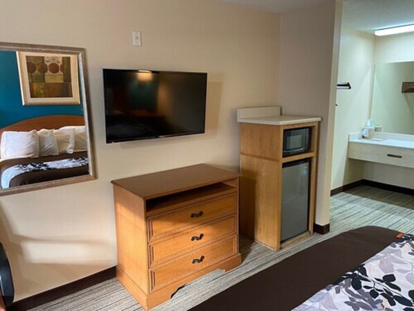 Room amenity - Ashwood Inn & Suites (Rome)