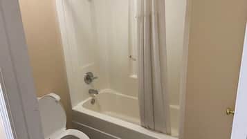 Shower kamar mandi
