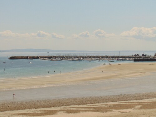 Penty Yves in a 17th century Métairie Bretonne *** for 4 people