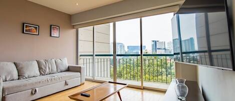 TV, books, stereo, offices