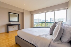 1 Schlafzimmer, Zimmersafe, Bügeleisen/Bügelbrett, Reisekinderbett