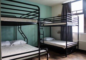 熨斗/熨板、免费 WiFi