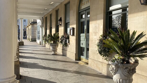 Unclassified image, 1 of 36, button - Suitely Albion Place (Cheltenham)