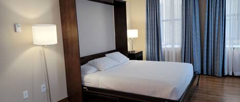 Panoramic Studio, Multiple Beds, Non Smoking | Premium bedding, down comforters, pillowtop beds, in-room safe