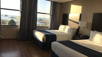 Sengetøy av topp kvalitet, dundyner og senger med overmadrass