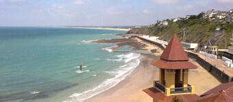 Jullouville - På stranden, enestående havudsigt