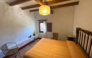 2 Schlafzimmer, Bügeleisen/Bügelbrett, Reisekinderbett, kostenloses WLAN