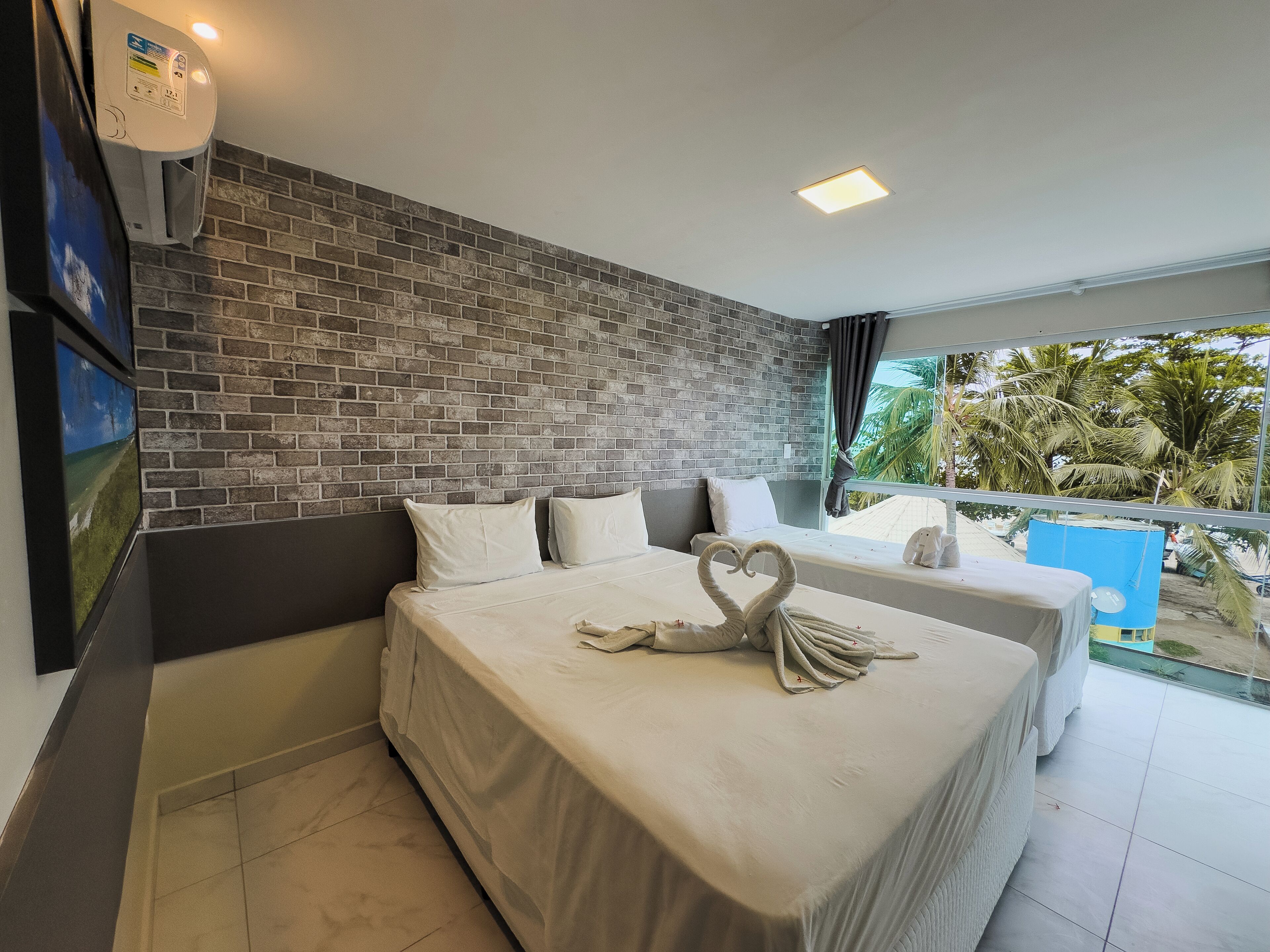 Double Room, Sea View | Blackout drapes, free WiFi, bed sheets