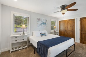 3 bedrooms, iron/ironing board, travel crib, free WiFi