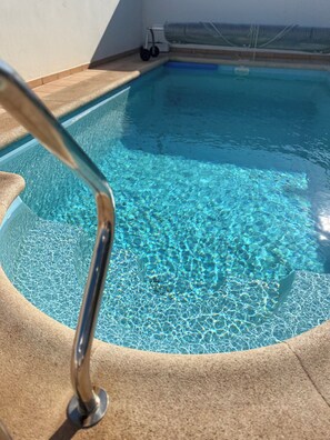 Piscina externa, piscina aquecida