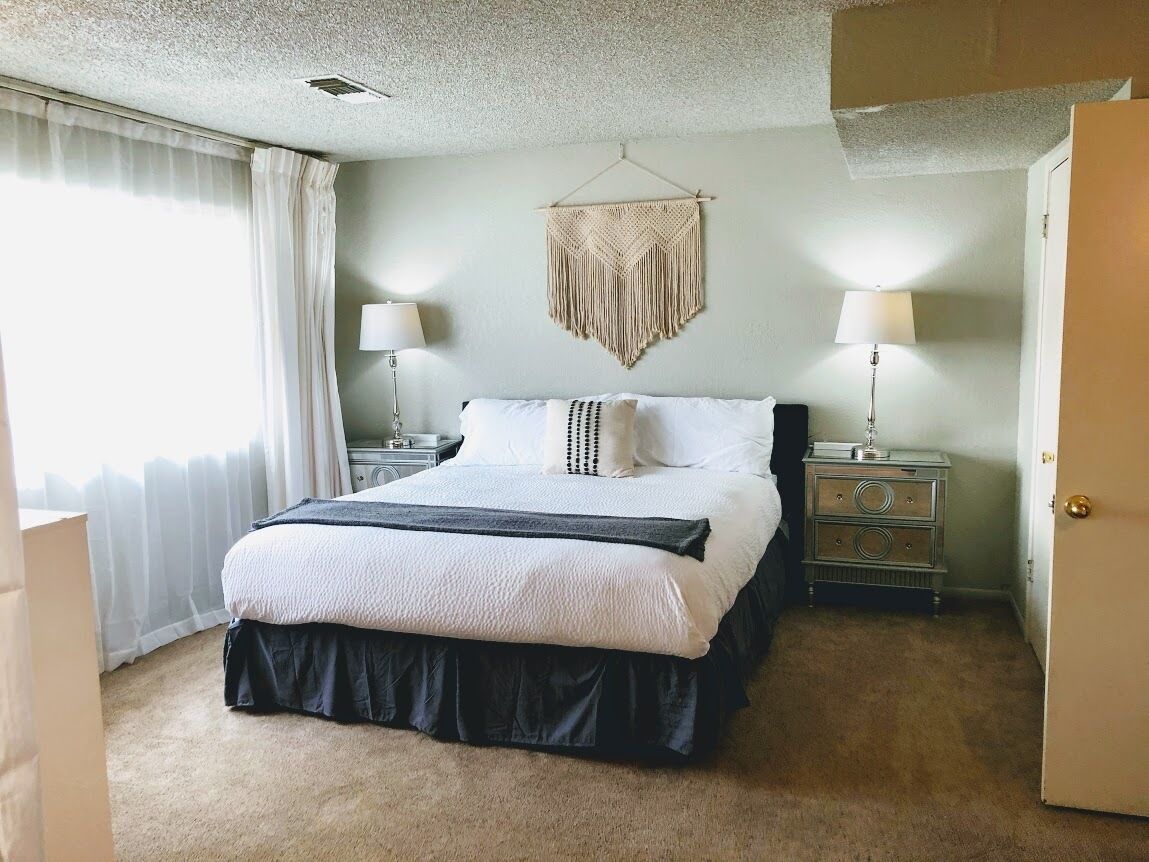 2 chambres, fer et planche à repasser, Wi-Fi, draps fournis