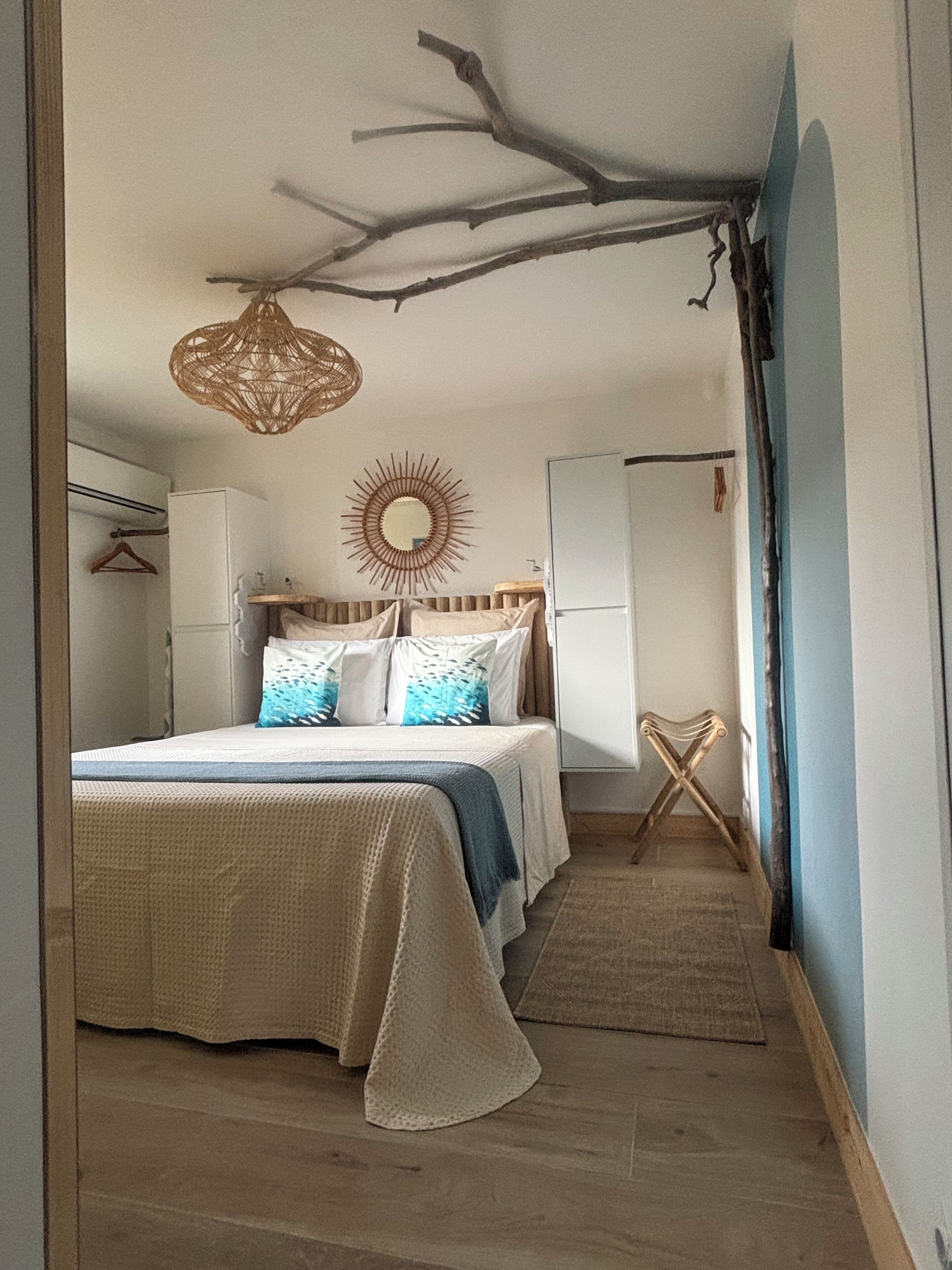 1 chambre, fer et planche à repasser, lit parapluie, Wi-Fi gratuit