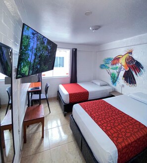 Cortinas blackout, tabla de planchar con plancha y wifi gratis 