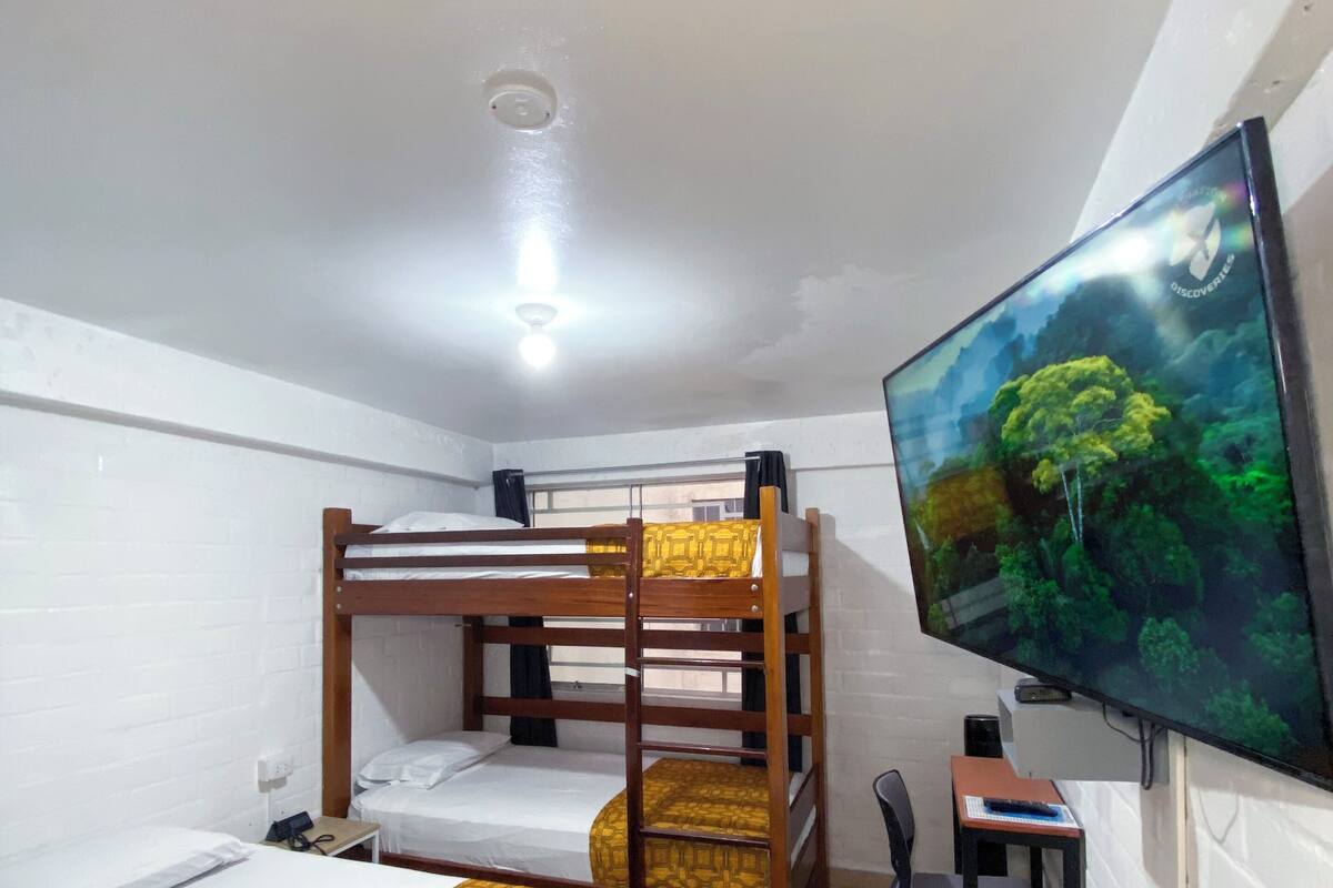 三人房 | 遮光窗帘、熨斗/熨板、免费 WiFi、床单