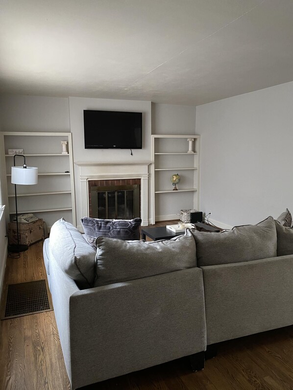 Flachbildfernseher, Netflix, Streaming-Dienste