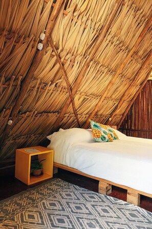 Décoration personnalisée, draps fournis