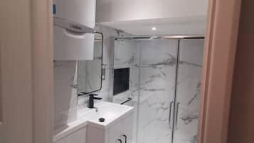 Shower, toilet paper