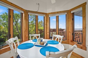 Dining - Blue Pointe Bayside | Cul-de-Sac Waterfront w/ 4 Decks, Screened Porch, Sunsets & Bay Views (Chincoteague Island)