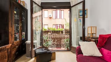 Een smart-tv en videogames