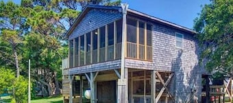 Canal Front Home in Beautiful Brigands Bay, Pet Friendly
