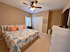 3 sovrum, strykjärn/strykbräda, internet och sängkläder