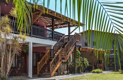 Suítes Las Flores Maresias