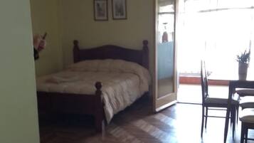 2 chambres, Wi-Fi gratuit, draps fournis