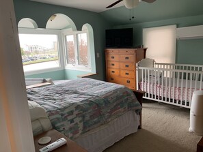 4 Schlafzimmer, Schreibtisch, WLAN, Bettwäsche