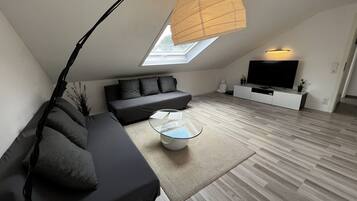 Smart TV, DVD player