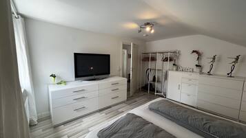 1 bedroom, iron/ironing board, travel crib, free WiFi