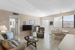 Fernseher, DVD-Player