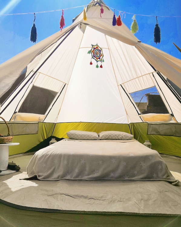 Romantic Tent, 1 Double Bed | Free WiFi, bed sheets - Casa del viajero (Puebla)