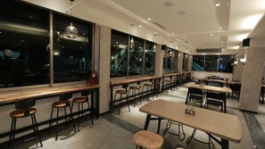 包每日自助早餐