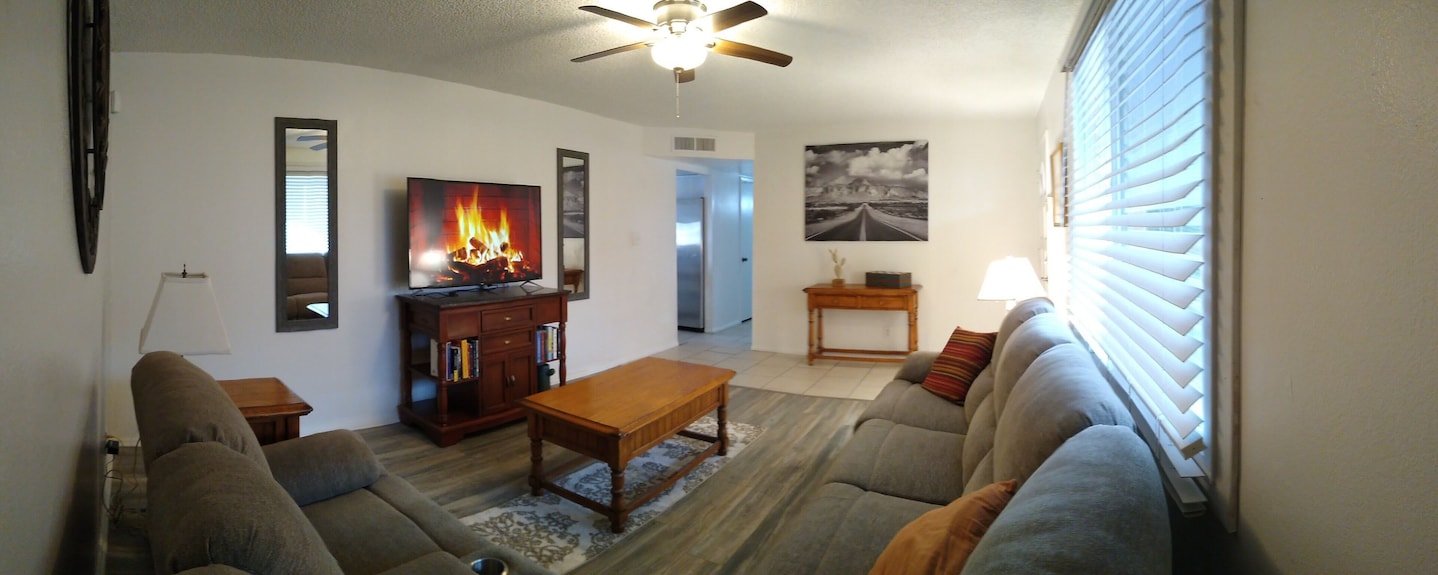 Tempe Home With Heated Pool, Spa, Easy Access To Spring Training & Everything! - 템피