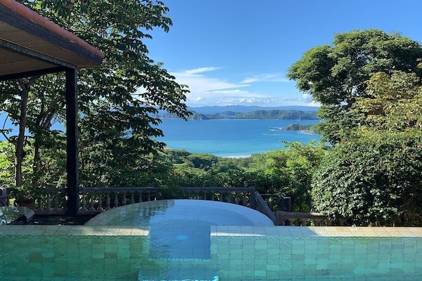 Heated pool with a perfect view of the Pacific Ocean