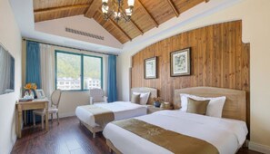 Classic Twin Room - Floral Hotel · Forever Homestay Qiandao Lake (Lijiang)