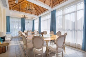 Interior detail - Floral Hotel · Forever Homestay Qiandao Lake (Lijiang)