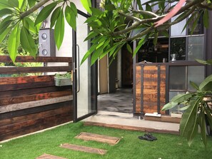 Courtyard - Nanwanps (Hengchun)