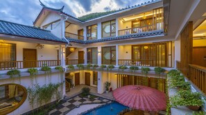Front of property - Floral Hotel · Rushuang Courtyard Lijiang (Lijiang)