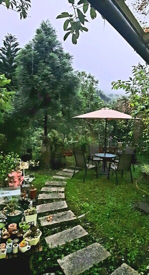 Terrace/patio - Nasun bed and breakfast (Jianshi)