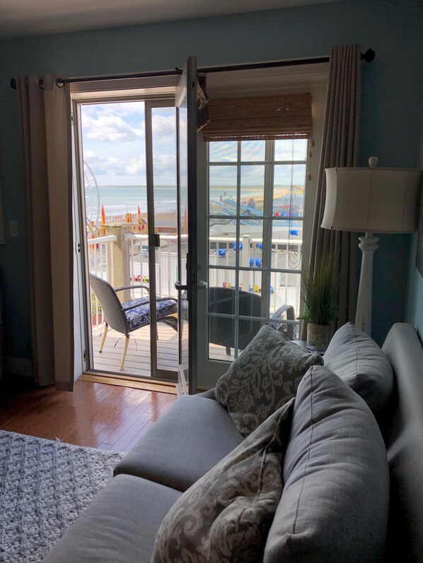 Smart TV - *Modern*GRAND VICTORIAN*OCEAN VIEW*FAMOUS PIER *3 BEDRM*UNIT 510 (Old Orchard Beach)