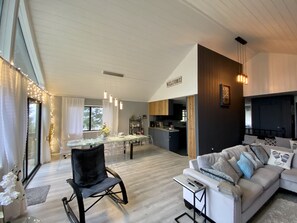 Smart TV, fireplace, foosball, books