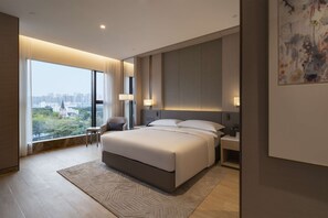 KING TWO BEDROOM APARTMENT | 1 bedroom, minibar, in-room safe, desk