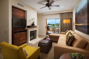 TV, fireplace, stereo