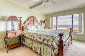 3 bedrooms, iron/ironing board, free Internet, bed sheets - Family-friendly oceanfront condo w/private balcony, free WiFi & outdoor shower (Ocean City)