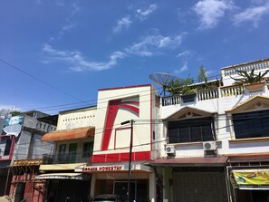 Exterior - OYO 2231 Cahaya Homestay (Padang)