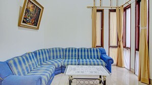 Khu tiếp khách ở sảnh