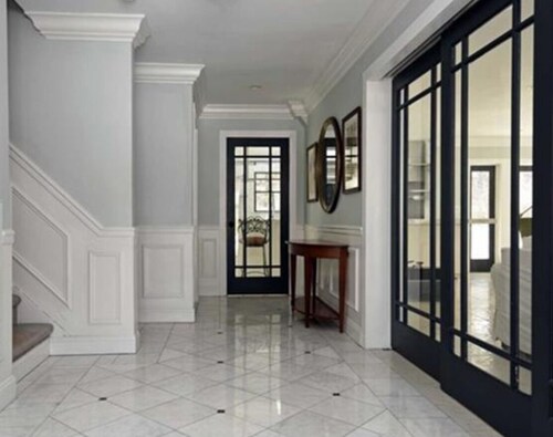 Tilava talo, ulkouima-allas